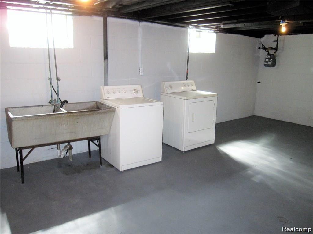 970 KINGS, Lincoln Park, MI 48146 — Photo 15