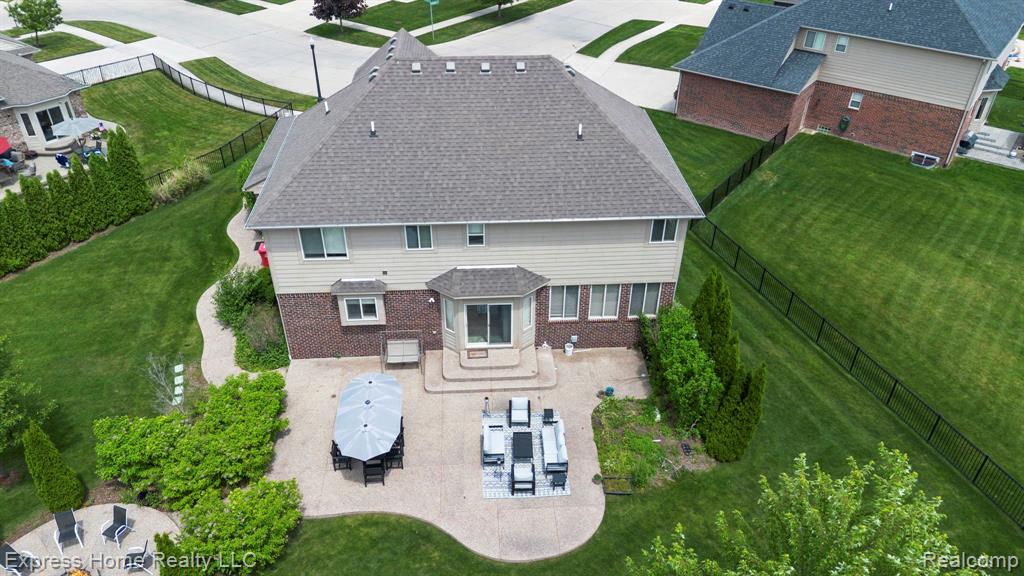 56713 Peach Tree Lane, Macomb, MI 48042 — Photo 10