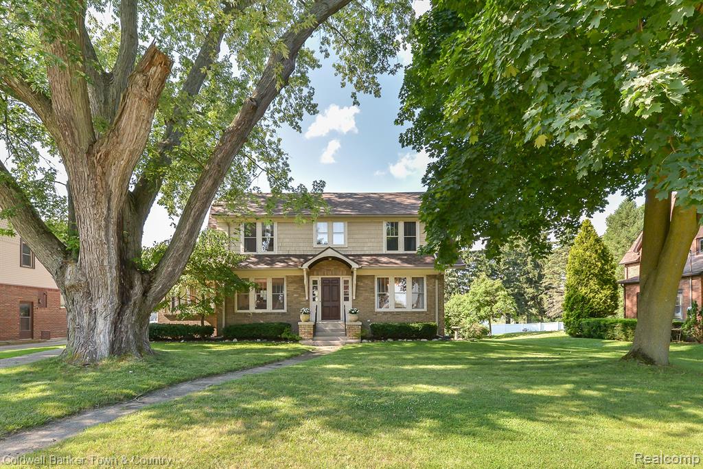 725 E GRAND RIVER Avenue, Fowlerville, MI 48836 — Photo 8