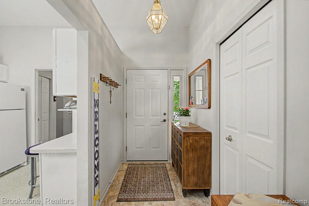 12465 Pagels Drive, 22, Grand Blanc, MI 48439 — Photo 12