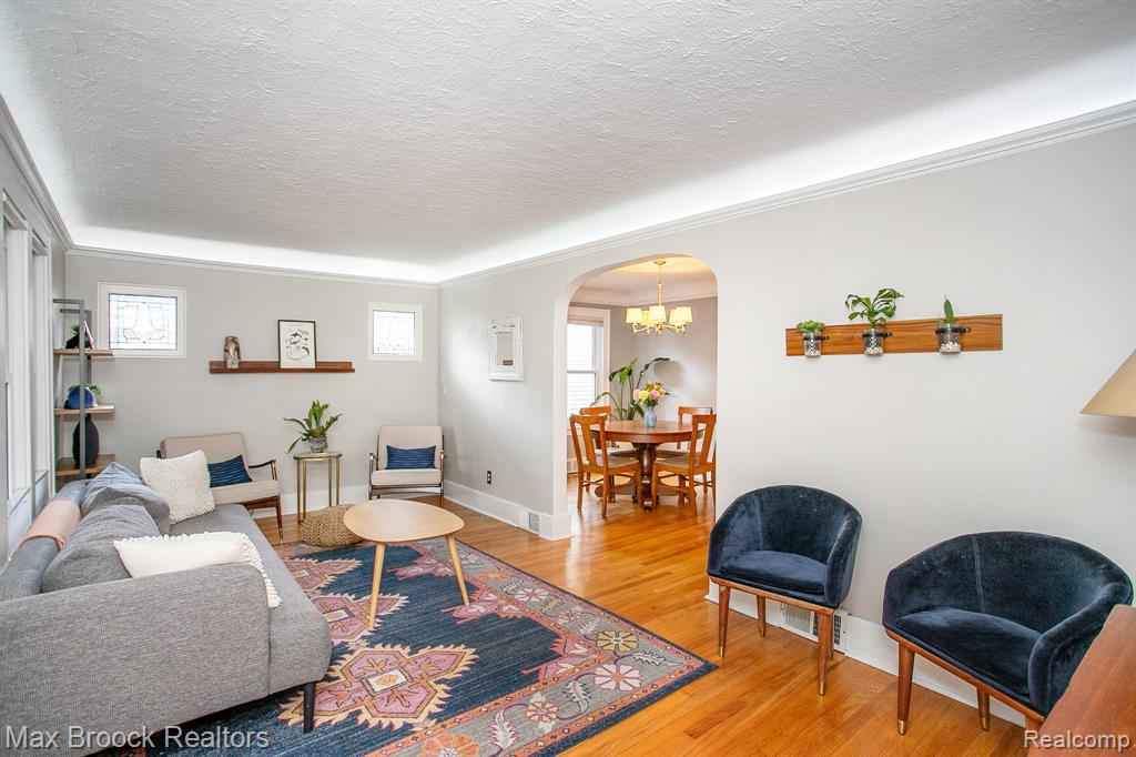 501 N Wilson Avenue, Royal Oak, MI 48067 — Photo 12