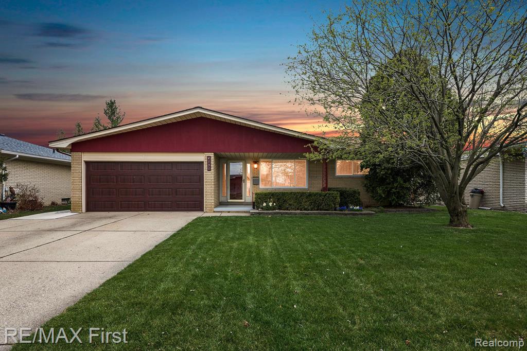 4191 ANGELINE Drive, Sterling Heights, MI 48310 — Photo 2