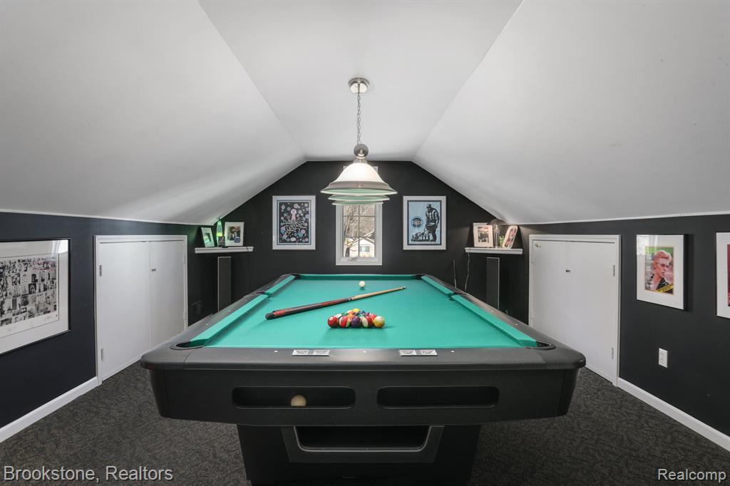 7585 LILAC Court, West Bloomfield, MI 48324 — Photo 42
