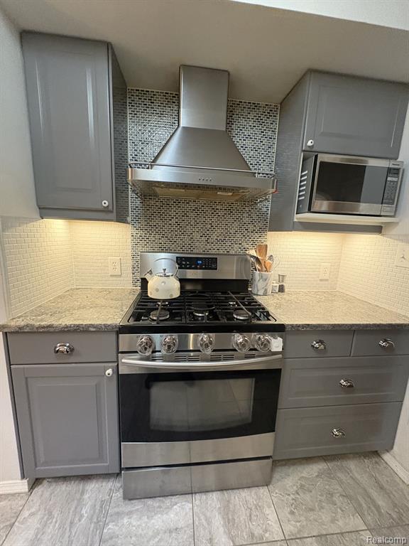409 Belanger Street, Grosse Pointe Farms, MI 48326 — Photo 15