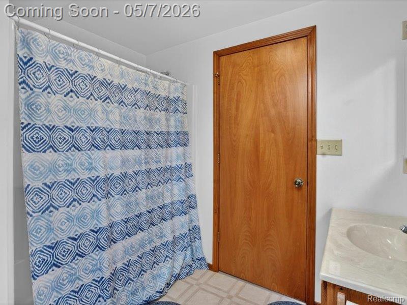 5081 Vines Road, Howell, MI 48843 — Photo 33