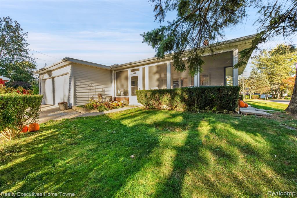 4395 GRATIOT Avenue, Fort Gratiot, MI 48059 — Photo 26