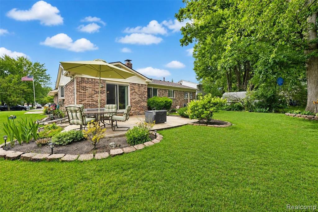 41768 Hanford Road, Canton, MI 48187 — Photo 3