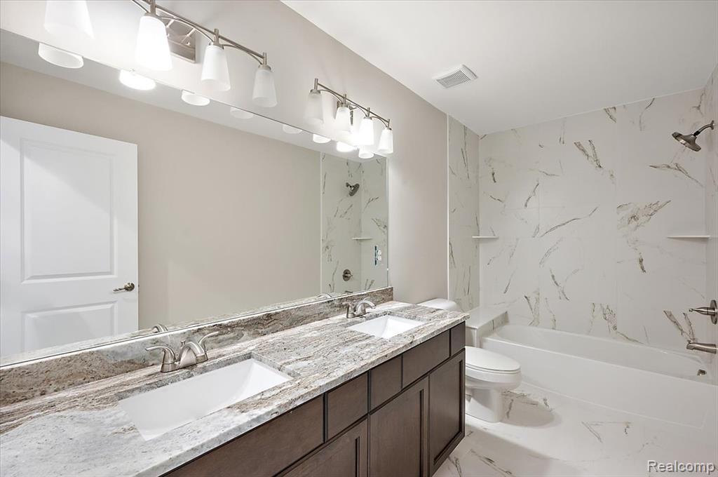 18764 Via Firenze, Macomb, MI 48044 — Photo 35