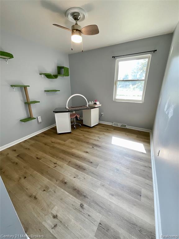 5363 Irish Road, Grand Blanc, MI 48439 — Photo 18