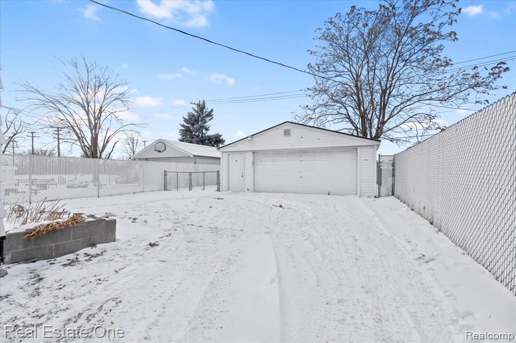 424 2nd Street, Wyandotte, MI 48192 — Photo 23