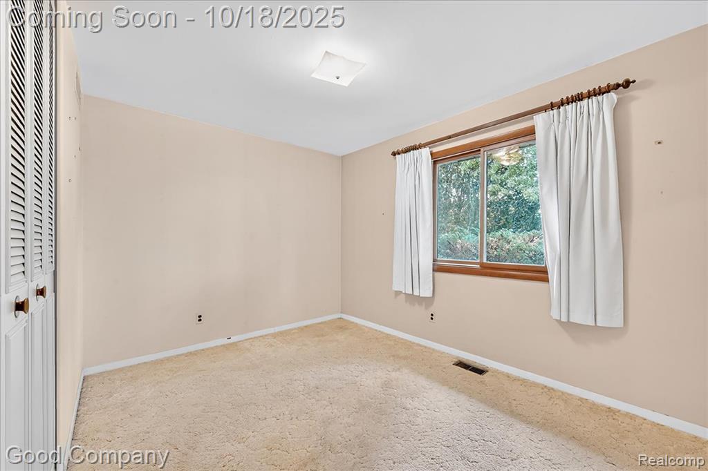 3209 Grange Hall Road, Holly, MI 48442 — Photo 9