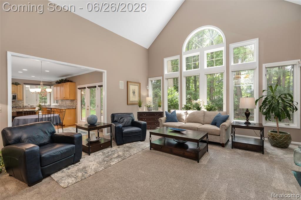 2176 Oakwood Drive, Troy, MI 48085 — Photo 16