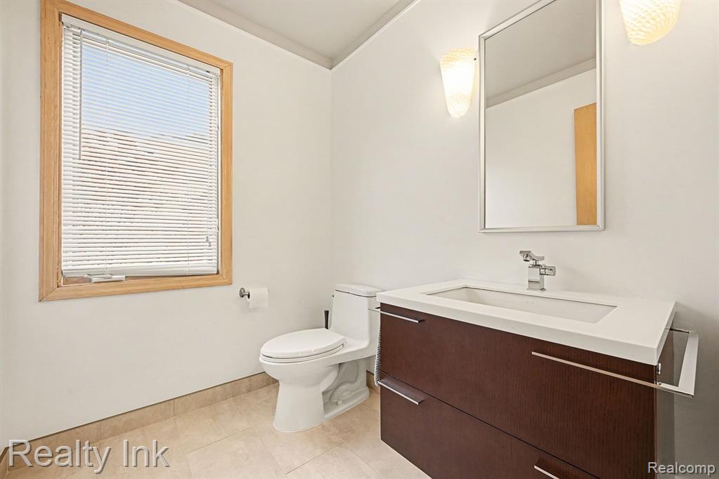 49235 S Fox Drive, Plymouth, MI, 48170