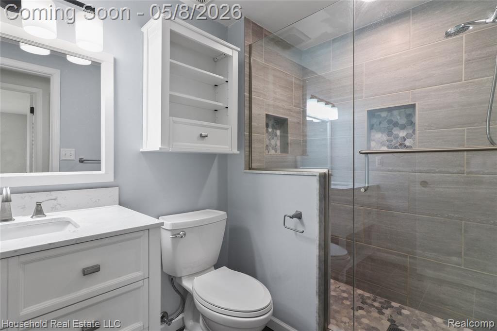 39363 Heatherheath Drive, Clinton Twp, MI 48038 — Photo 13