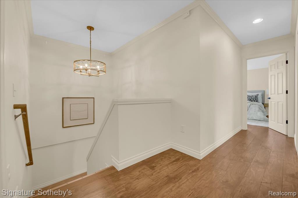 621 DEWEY Street, Royal Oak, MI 48067 — Photo 11
