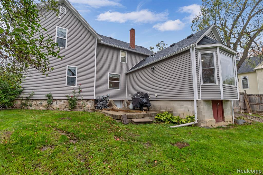 10174 HEGEL Road, Goodrich Vlg, MI — Photo 5