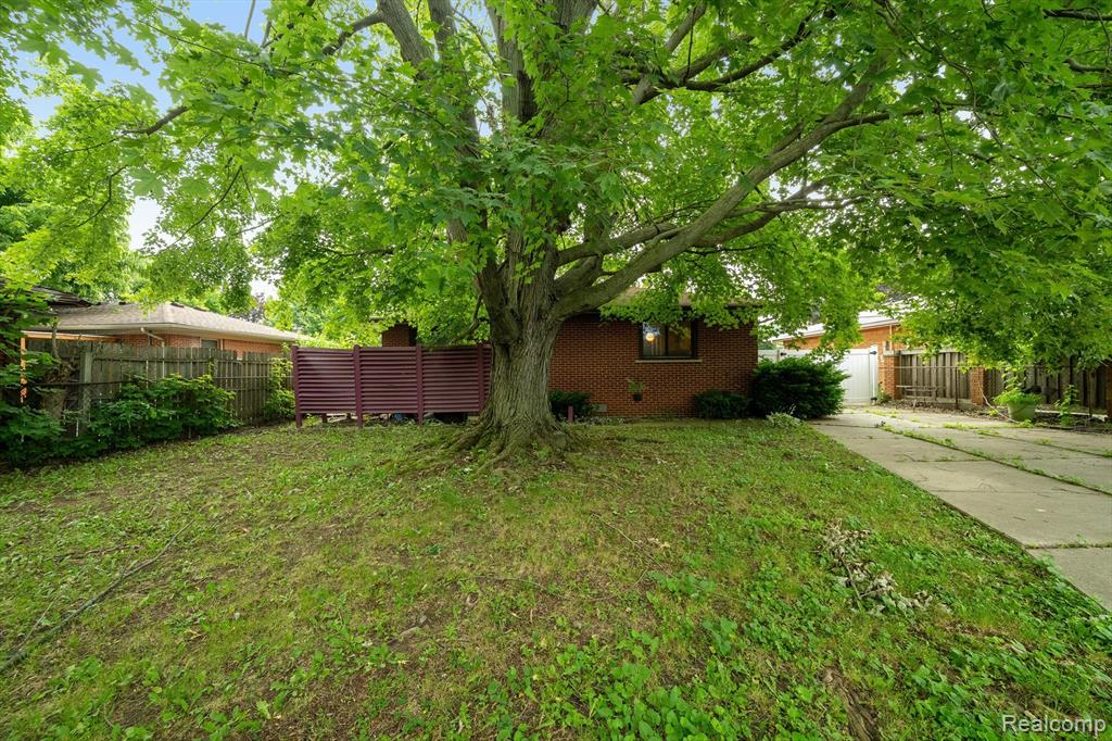 9328 William Street, Taylor, MI 48180 — Photo 18