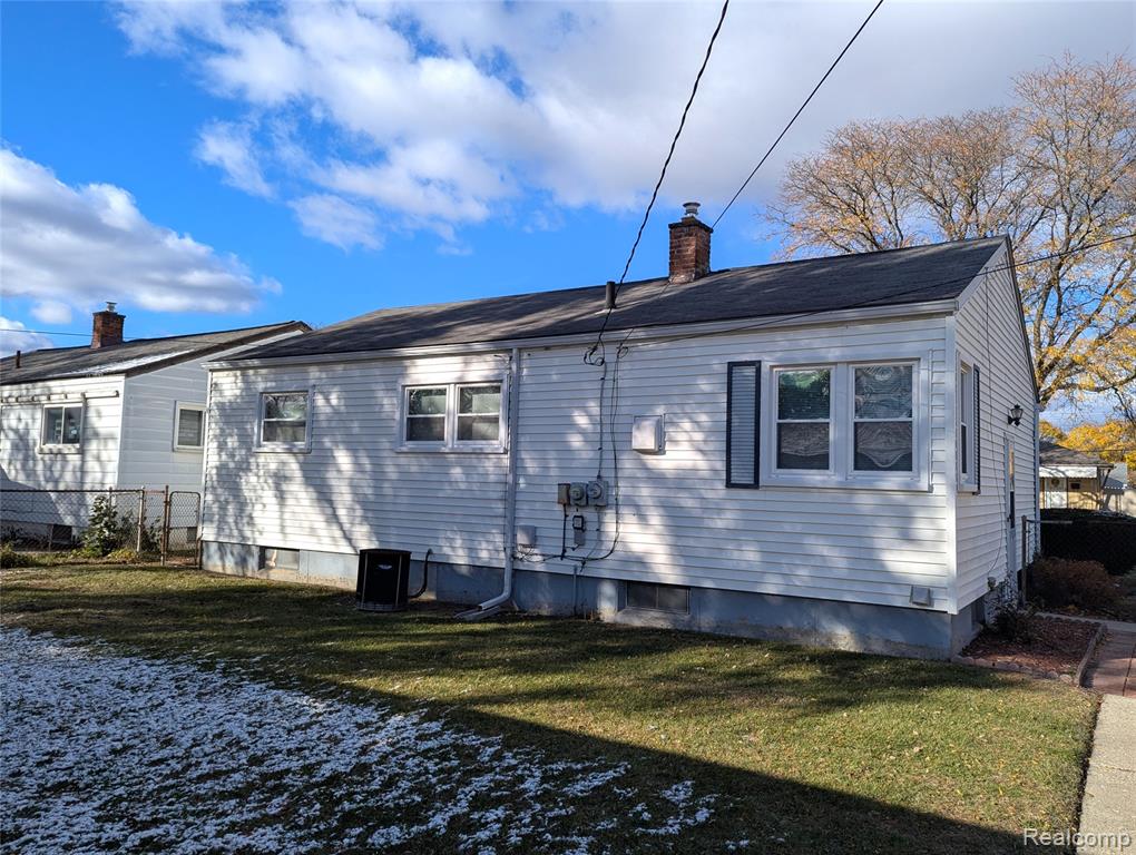 980 Radcliff Street, Garden City, MI — Photo 38