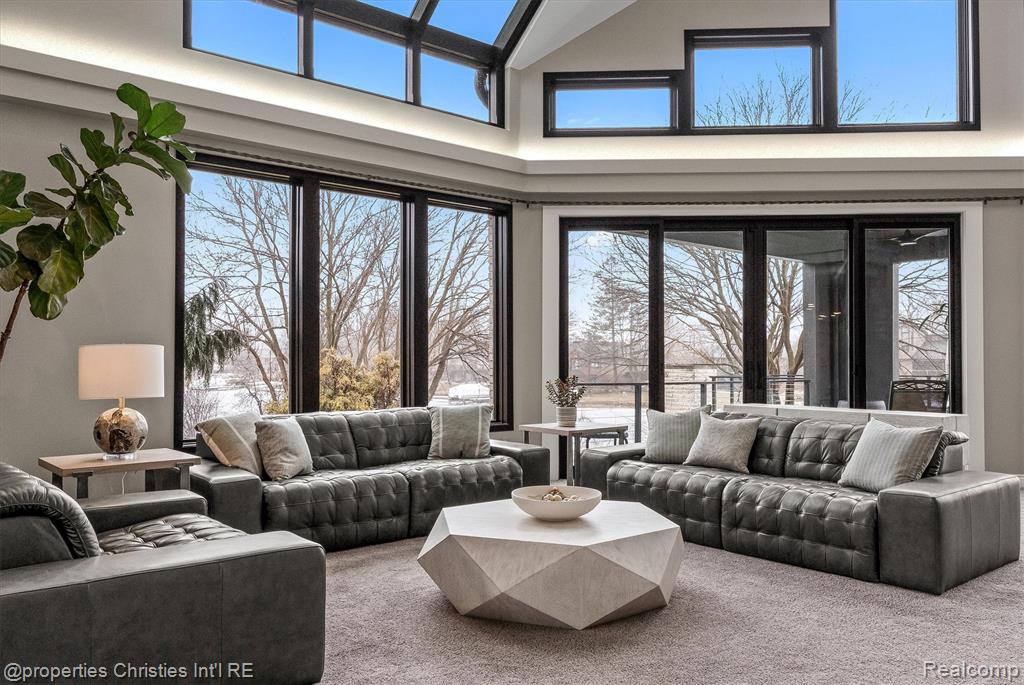 4912 Oakwood Court, Commerce Twp, MI 48382 — Photo 31