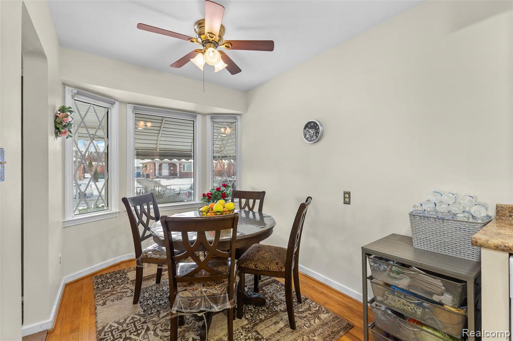 7476 Nightingale Street, Dearborn Heights, MI 48127 — Photo 11