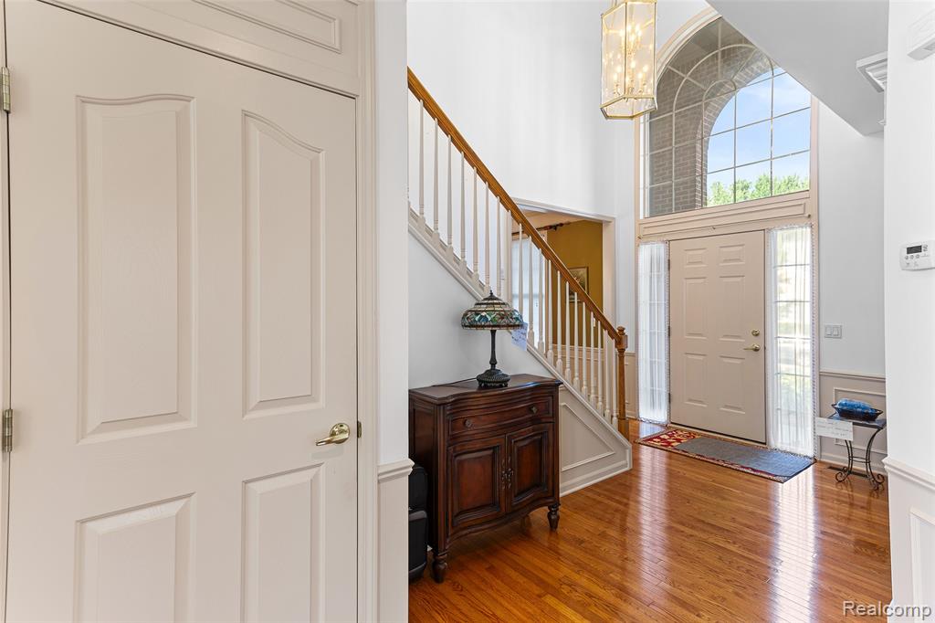 5093 Creekmonte Drive, Rochester, MI 48306 — Photo 3