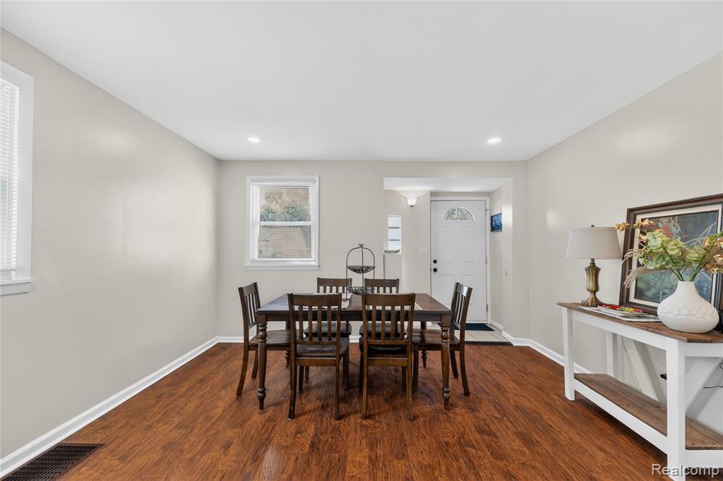 826 Goddard Street, Wyandotte, MI 48192 — Photo 5