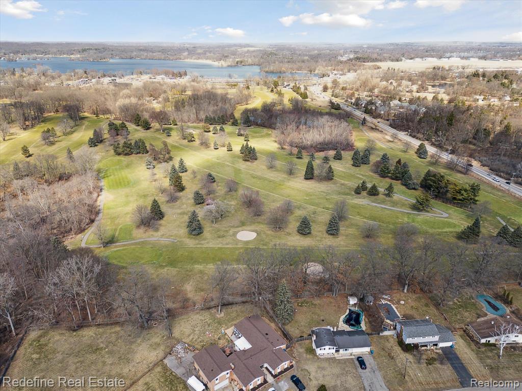 8272 W Huron Court, White Lake, MI — Photo 45