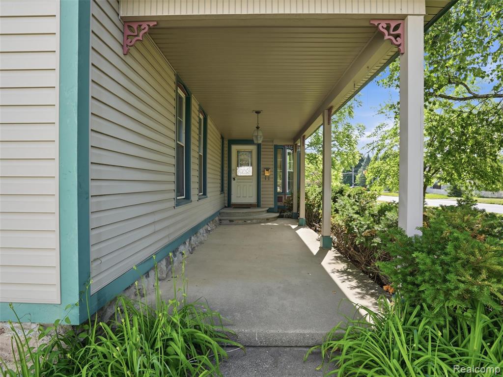 69 E Burdick Street, Oxford, MI 48371 — Photo 25