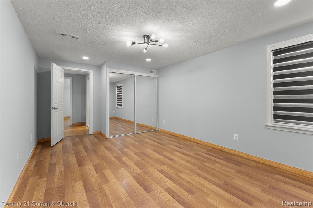 4817 WESTLAND Street, Dearborn, MI 48126 — Photo 12