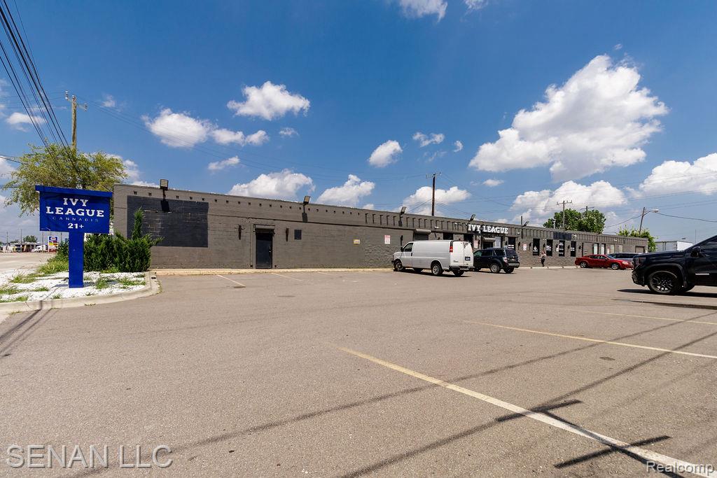 465 S Schaefer Highway, Detroit, MI 48217 — Photo 3