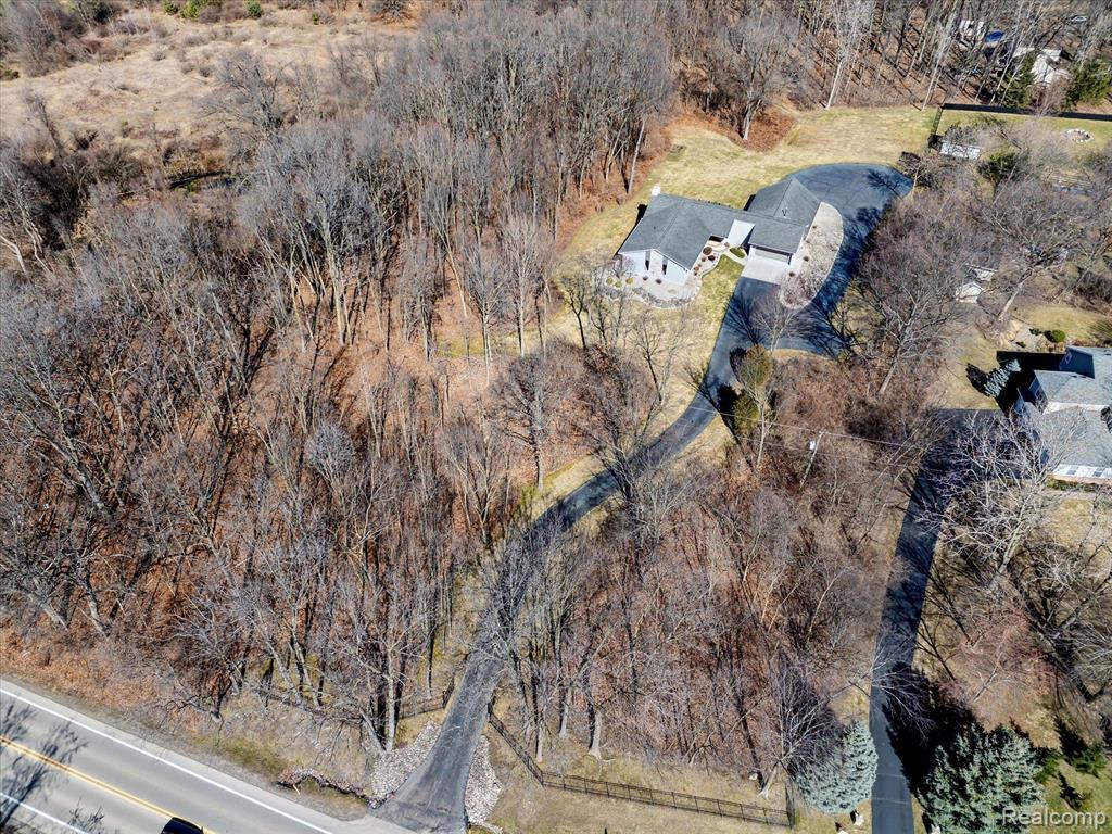 5074 CLARKSTON Road, Clarkston, MI 48348 — Photo 52