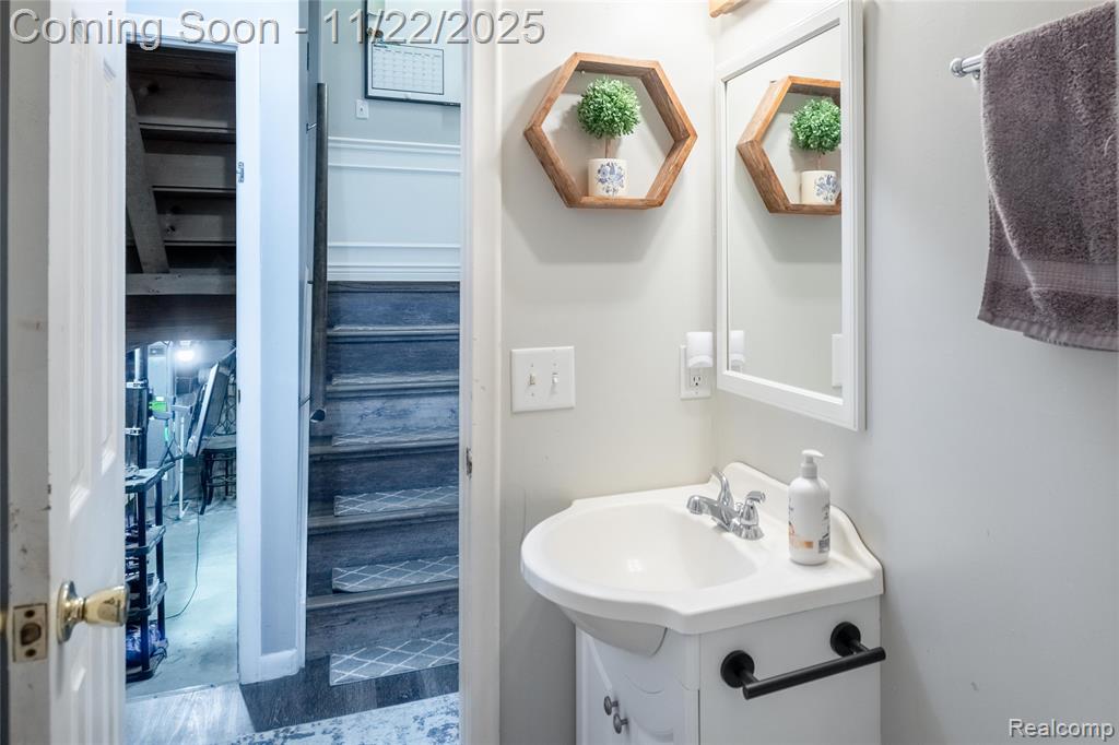 5333 Waterford Road, Clarkston, MI — Photo 32
