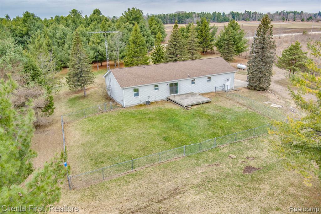 751 S LORENZ Road, Tawas City, MI 48763 — Photo 3