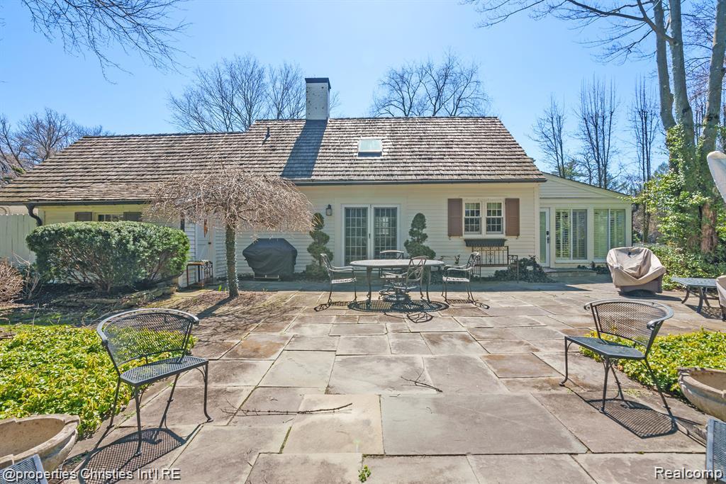 6050 W Surrey Road, Bloomfield Hills, MI 48301 — Photo 29
