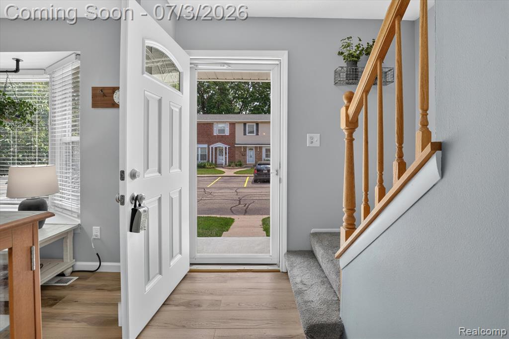 13274 Lake Point Boulevard, Belleville, MI 48111 — Photo 4