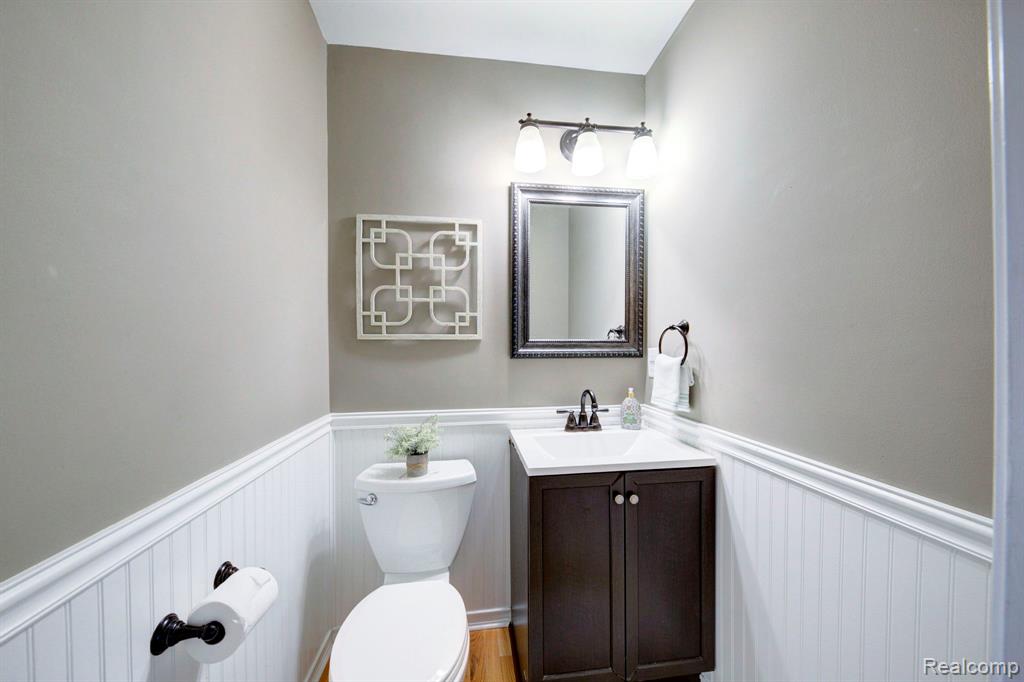 46500 E Oak Manor Court, Canton, MI 48187 — Photo 22