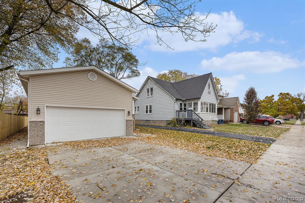 4456 Monroe Road, Dearborn Heights, MI 48125 — Photo 2