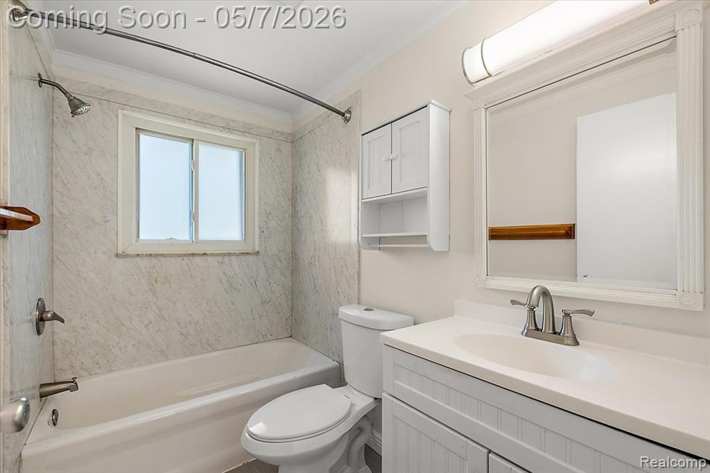 2795 Woodbury Street, Walled Lake, MI 48390 — Photo 26