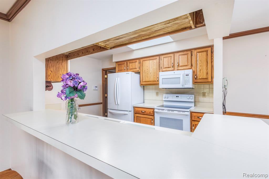 49585 Bishop Court, Shelby Twp, MI 48315 — Photo 20