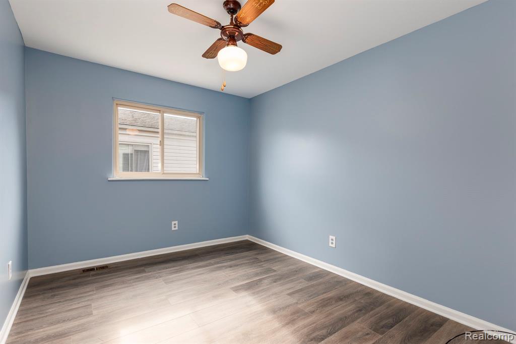 19631 Macel Street, Roseville, MI 48066 — Photo 16