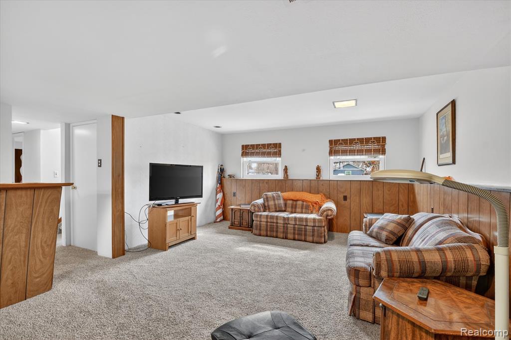 9187 N Sheldon Road, Plymouth, MI 48170 — Photo 9