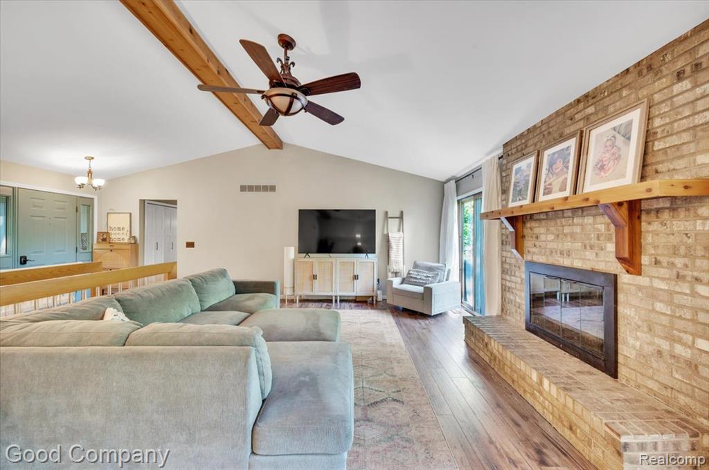 5504 Starwood Drive, Commerce Twp, MI 48382 — Photo 9