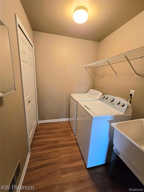 46225 CAVALIER Drive, Macomb, MI 48044 — Photo 14
