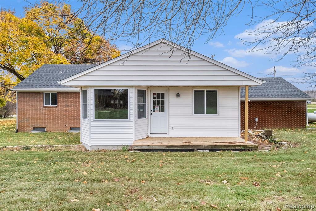 7033 BEECHER Road, Flint, MI 48532 — Photo 29