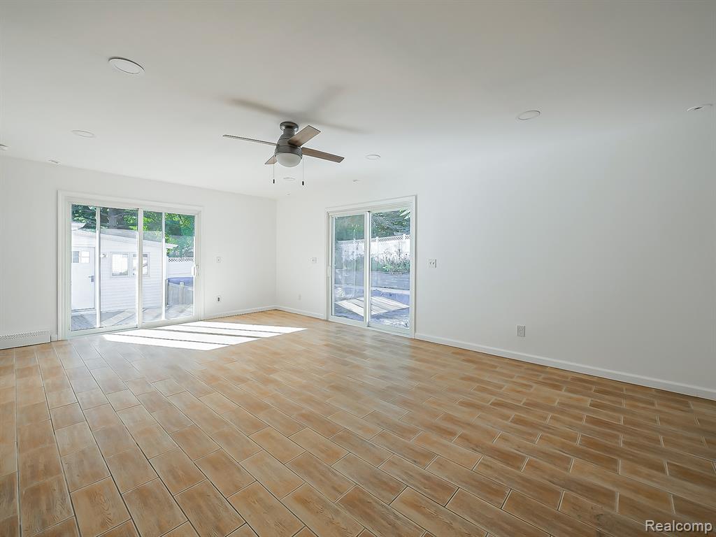 626 Wilwood Road, Rochester Hills, MI 48309 — Photo 14