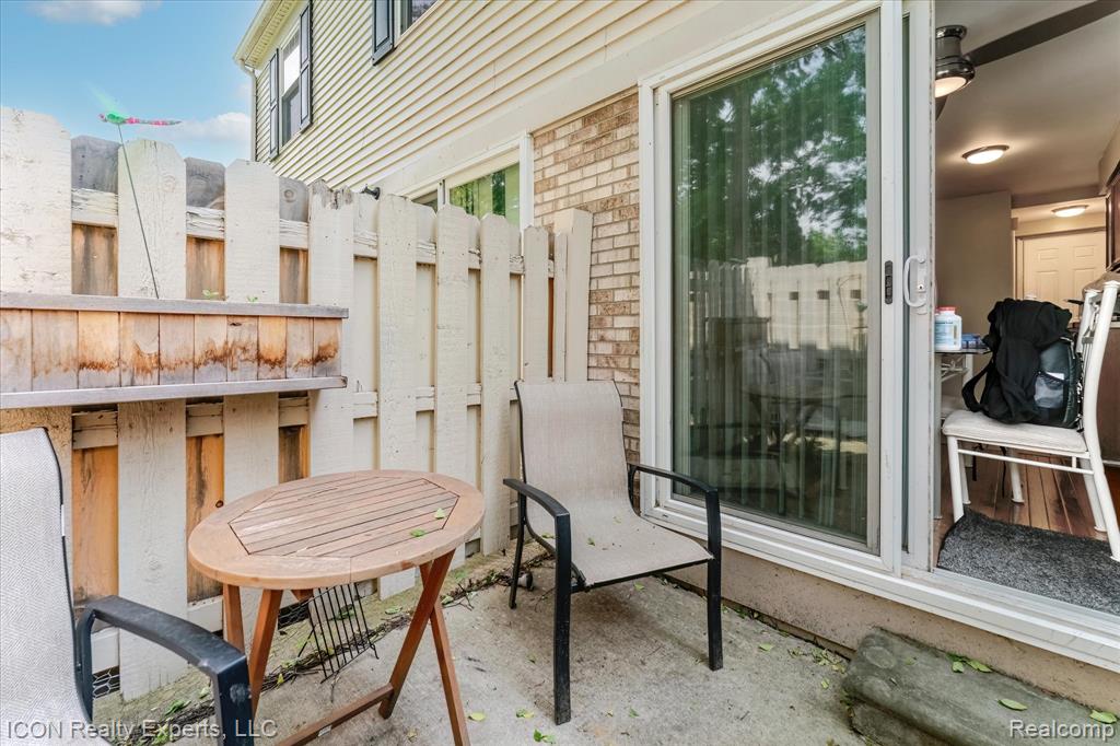 44215 Providence Drive, Clinton Twp, MI 48038 — Photo 18