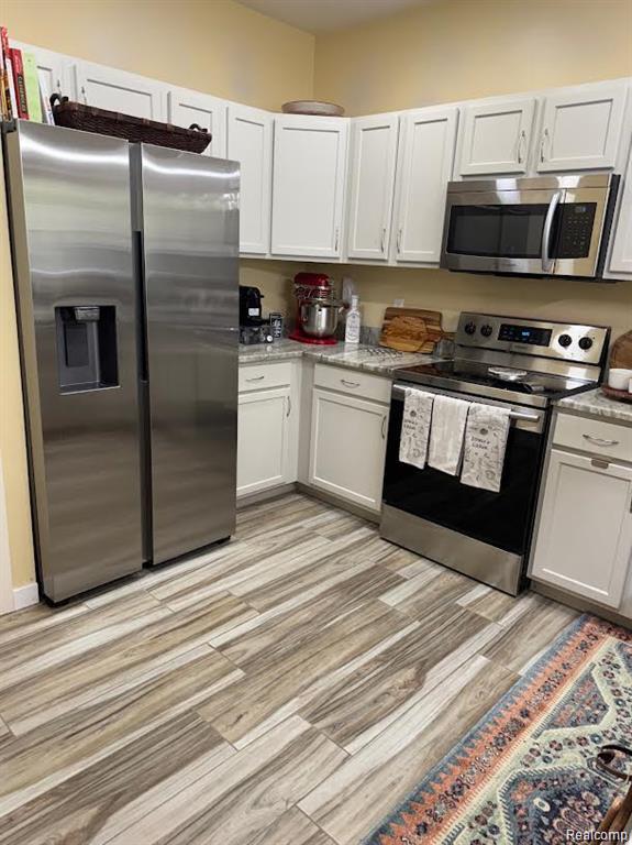 47544 Pembroke Drive, Canton, MI 48188 — Photo 11