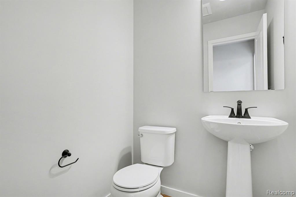 3157 Wild Orchid Lane, Burton, MI 48519 — Photo 10