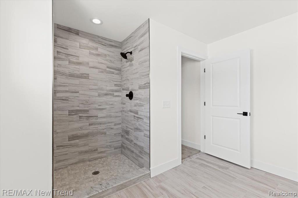 8521 JOSEPH Street, Commerce Twp, MI 48382 — Photo 28
