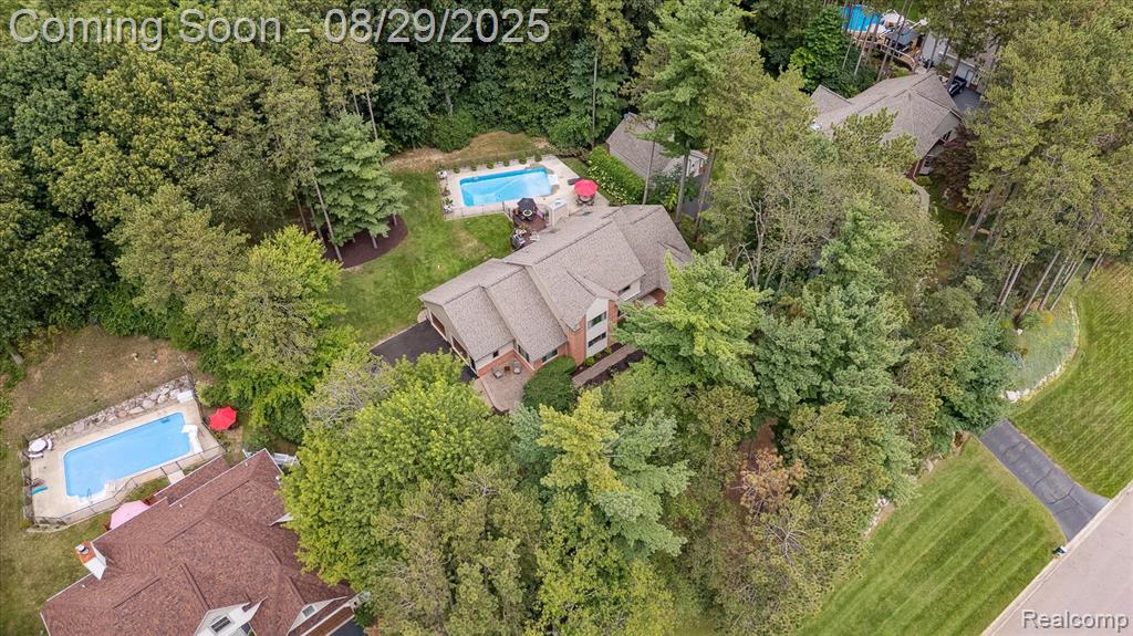 7856 N Kilkenny Drive, Brighton, MI 48116 — Photo 70